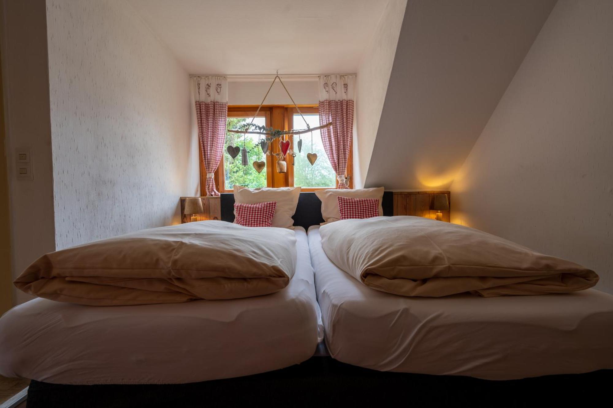 Zur Schmitte Bed & Breakfast Schmallenberg Luaran gambar